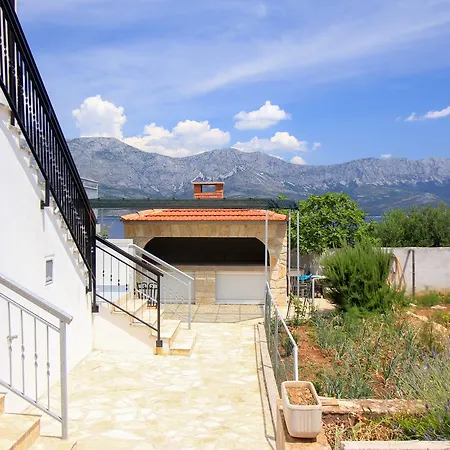 Libra Apartamento Sućuraj
